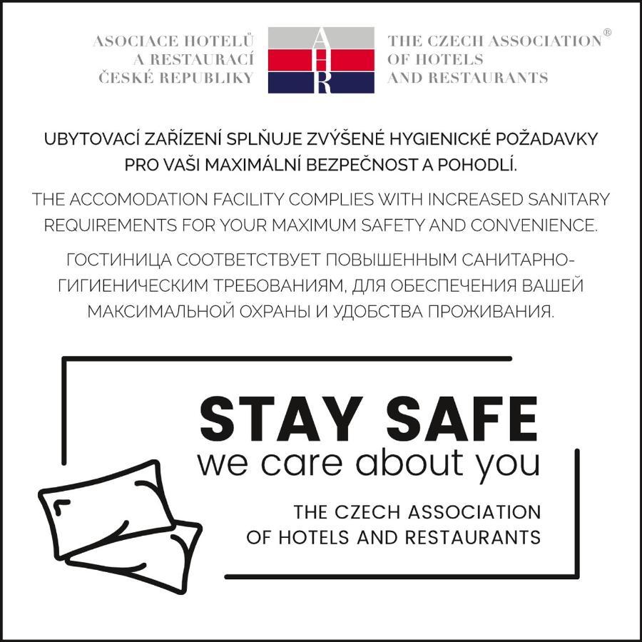 فندق أمباسادور زلاتا هوسا براغ المظهر الخارجي الصورة The Czech Association of Hotels and Restaurants
