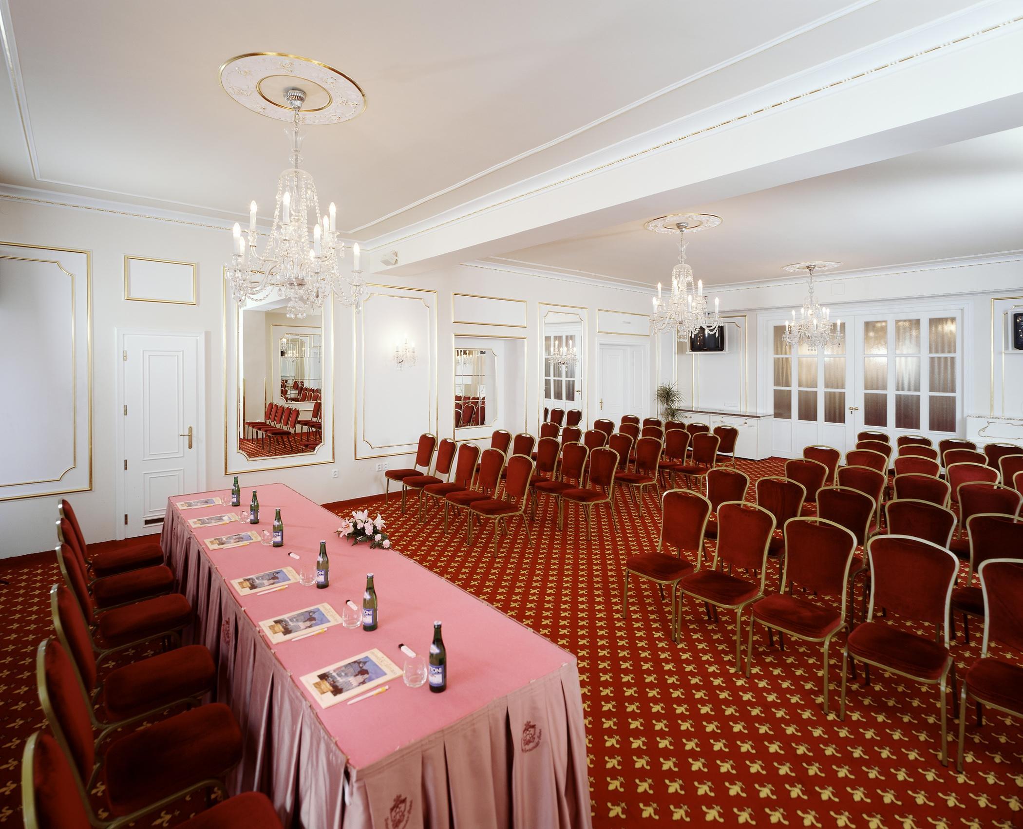 فندق أمباسادور زلاتا هوسا براغ المظهر الخارجي الصورة The ballroom